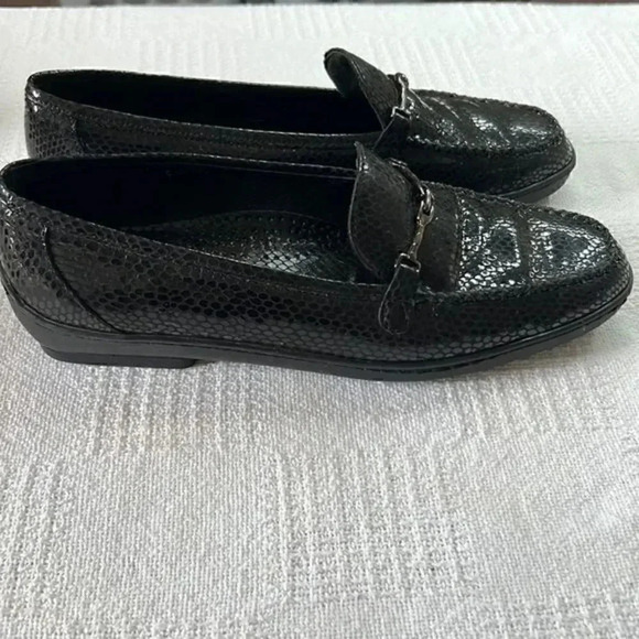Amalfi leather black snakeskin loafers size 6 1/2b - Picture 3 of 8